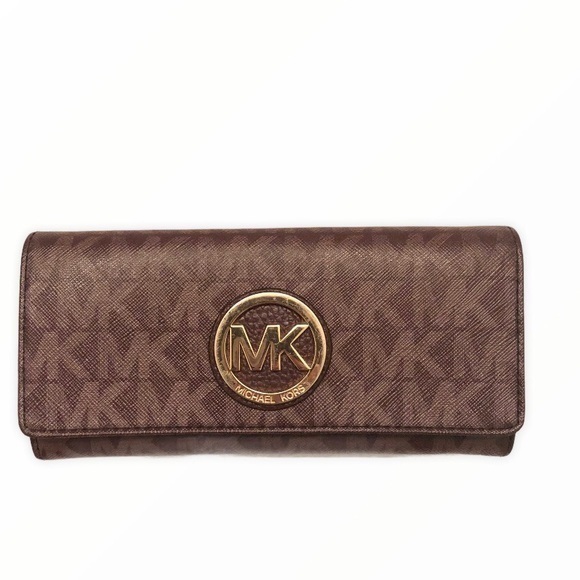 Michael kors burgundy red wallet logo - Picture 1 of 15